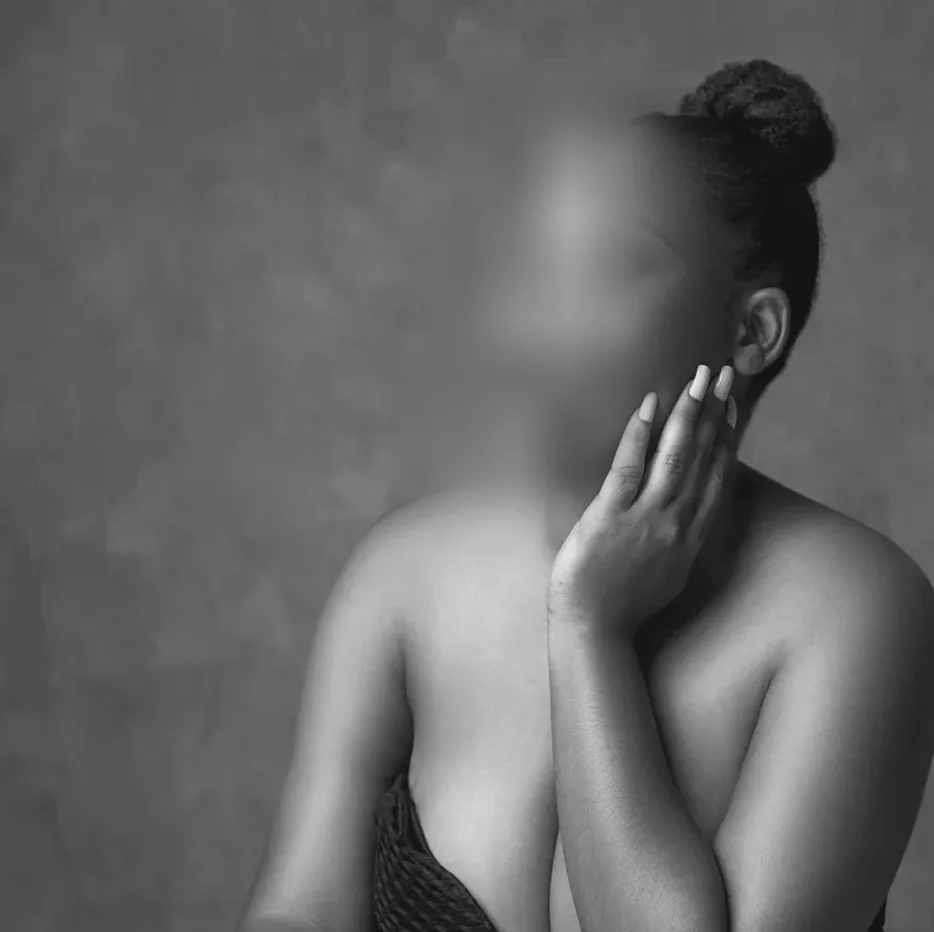 Ayesha, 30