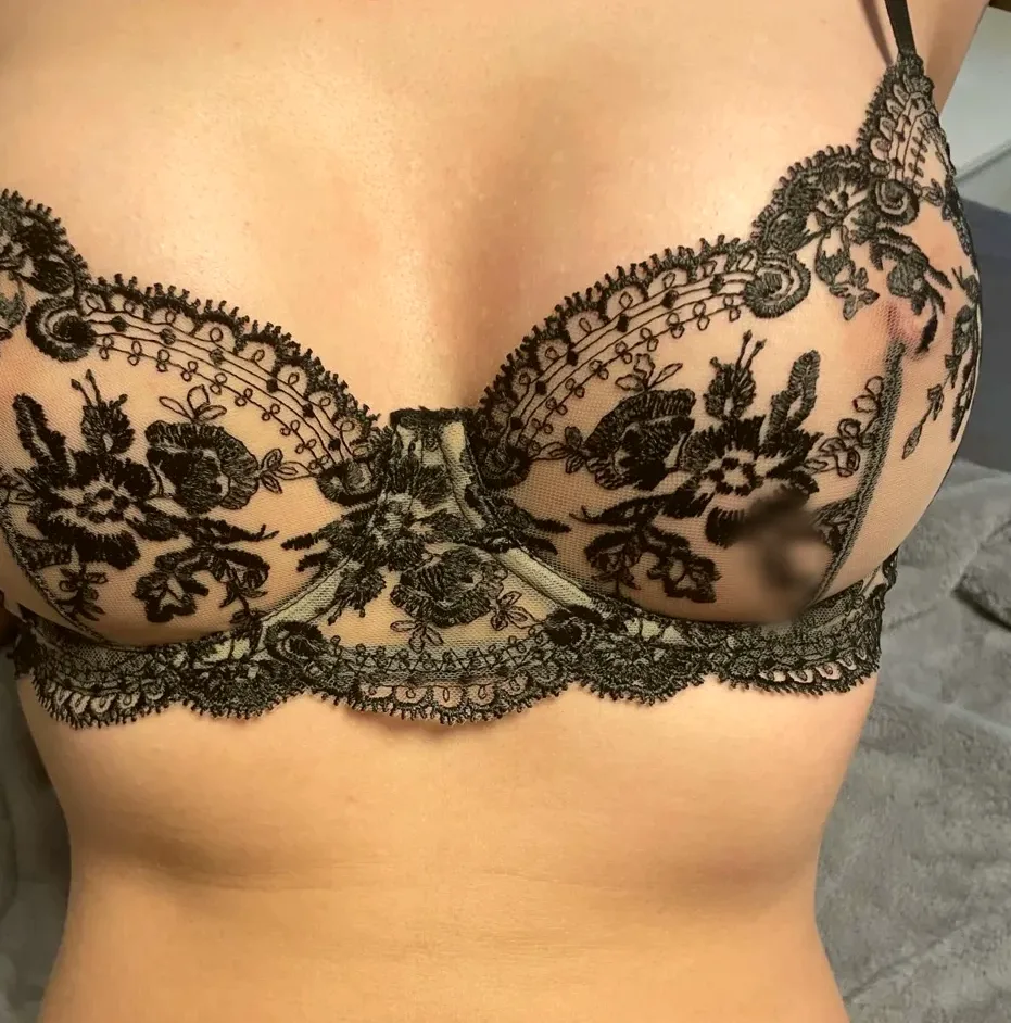 Samantha, 36